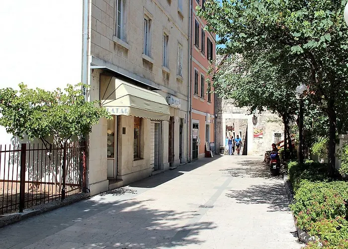 Mimica-croatia , , Center Omiš