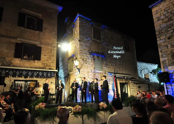 Mimica-croatia , , Center Lejlighed Omiš